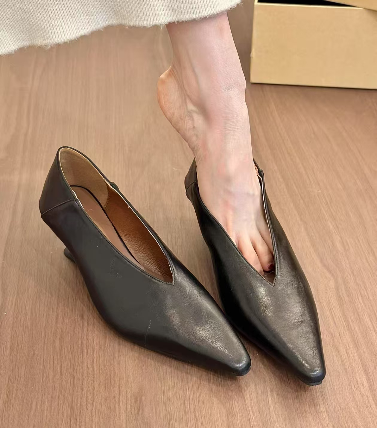 French Black Patent Leather Bo – Leatherwork In French recenzja i cena