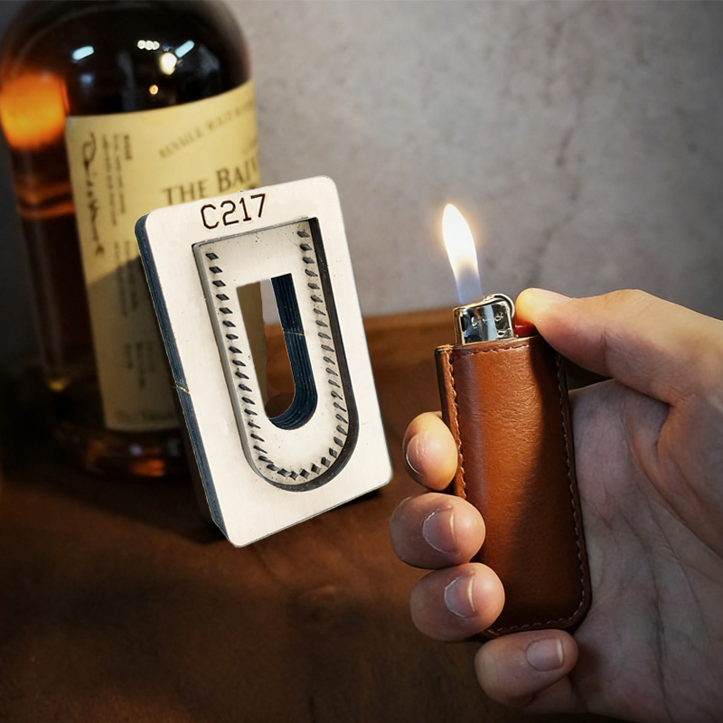 C217 Toothed Edge Lighter Case – Leatherwork Tool Kit recenzja i cena