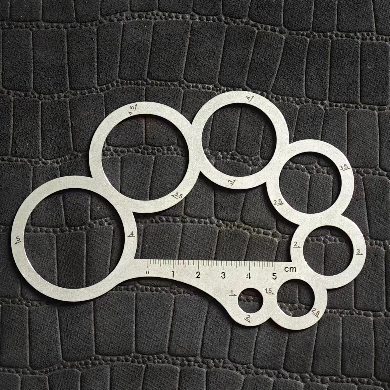 Multi-Purpose round Ruler Meta – Leatherwork Templates recenzja i cena